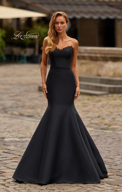 La Femme 33438