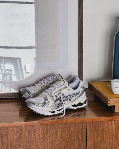 Asics GEL-Kayano 14