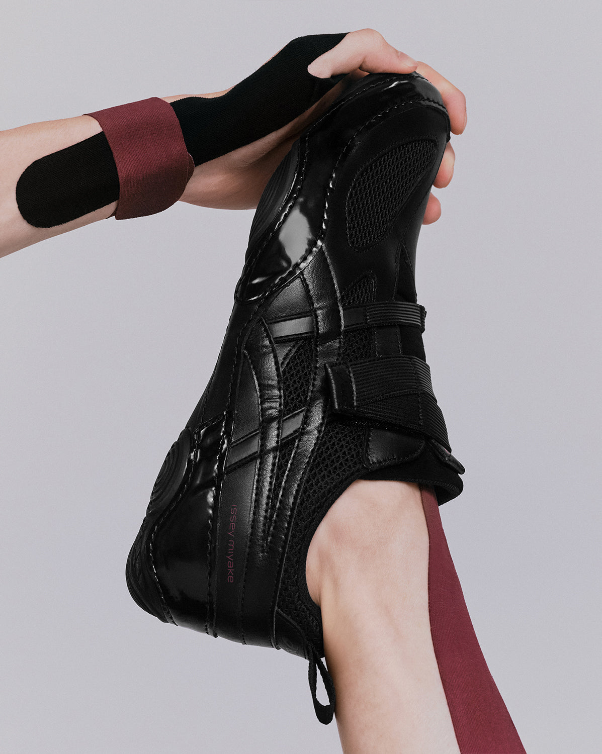 Issey Miyake Hyper Taping
