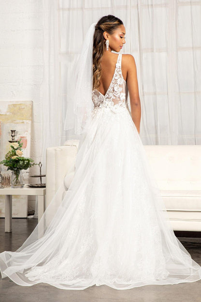 Long Sleeveless A-Line Lace Mesh Prom Gown